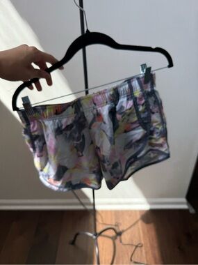 Calvin Klein Pastel Floral Athletic Shorts - Multi